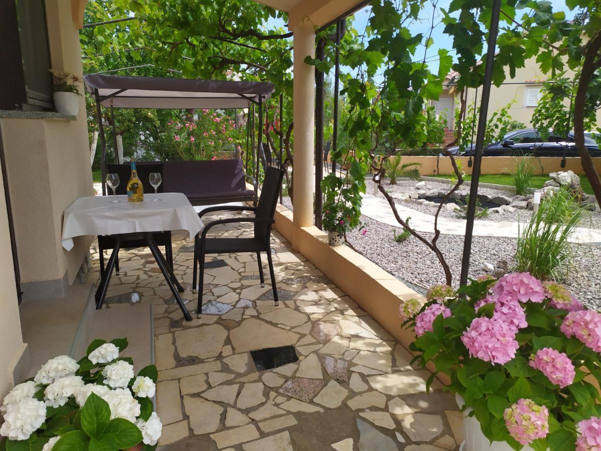 Rimbaldo Apartments Krk Town Buitenkant foto